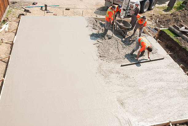 Best Concrete Installation Cost  in Holmen, WI